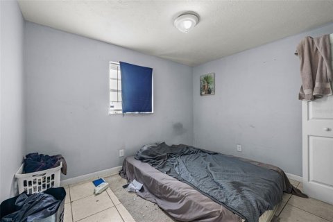 Commercial property in Tampa, Florida 4 bedrooms, 153.85 sq.m. № 2116877 - photo 17
