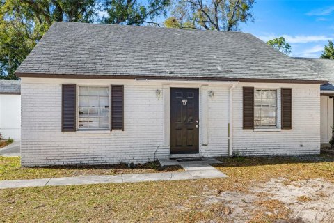 Commercial property in Tampa, Florida 4 bedrooms, 153.85 sq.m. № 2116877 - photo 6