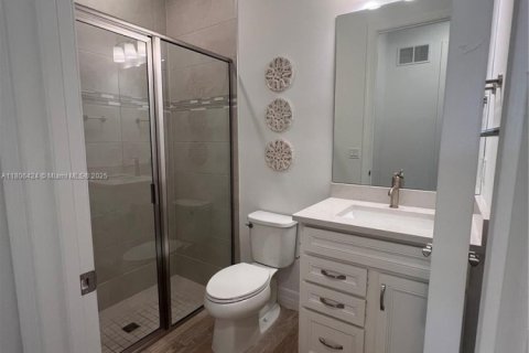 House in Oakland Park, Florida 4 bedrooms, 197.88 sq.m. № 1864808 - photo 27