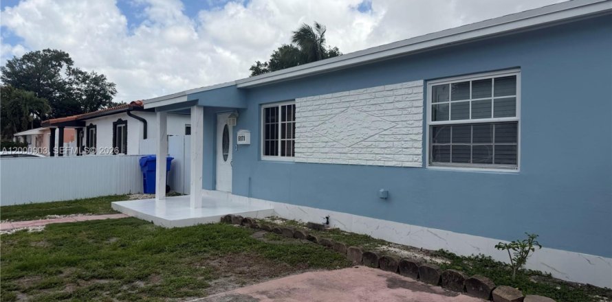 Дом в Майами, Флорида 2 спальни, 128.39м2 № 2066370