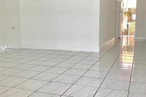 Condominio en venta en Miami Beach, Florida, 37.72 m2 № 1981041 - foto 4