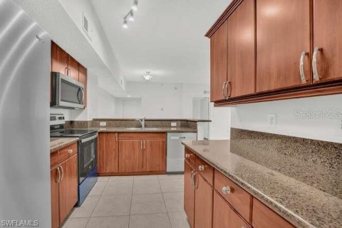 Снять в аренду кондоминиум в Нейплс, Флорида 5 комнат, 139.35м2, № 2114898 - фото 15