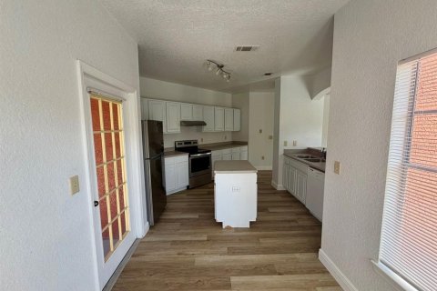 Copropriété à louer à Lake Mary, Floride: 2 chambres, 137.31 m2 № 2433246 - photo 9