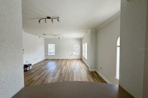 Copropriété à louer à Lake Mary, Floride: 2 chambres, 137.31 m2 № 2433246 - photo 5