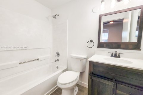 Adosado en alquiler en Weston, Florida, 2 dormitorios, 103.12 m2 № 1983126 - foto 11