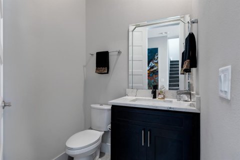 Casa en alquiler en Sorrento, Florida, 4 dormitorios, 262.54 m2 № 2283879 - foto 18