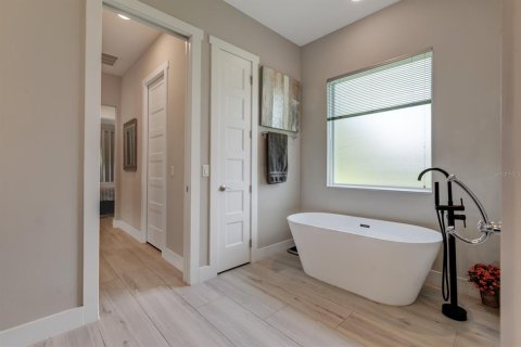 Casa en alquiler en Sorrento, Florida, 4 dormitorios, 262.54 m2 № 2283879 - foto 13