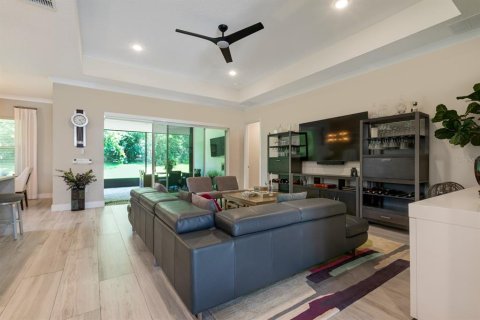 Casa en alquiler en Sorrento, Florida, 4 dormitorios, 262.54 m2 № 2283879 - foto 4