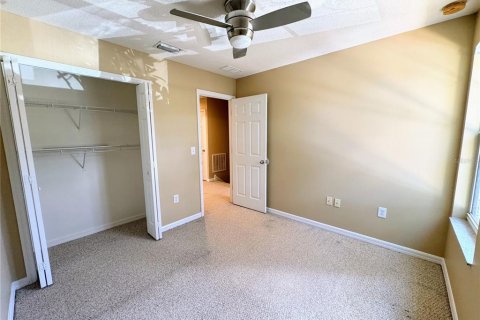 Townhouse in Pinellas Park, Florida 3 bedrooms, 149.57 sq.m. № 2394458 - photo 20