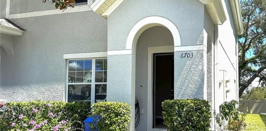 Townhouse in Pinellas Park, Florida 3 bedrooms, 149.57 sq.m. № 2394458