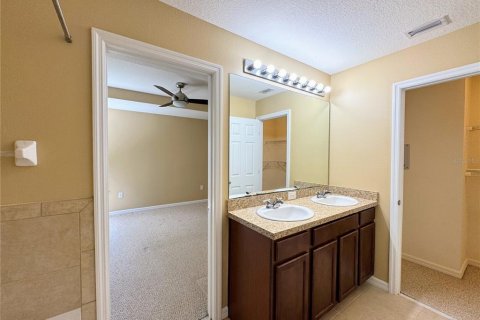 Townhouse in Pinellas Park, Florida 3 bedrooms, 149.57 sq.m. № 2394458 - photo 27
