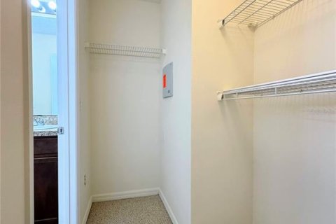 Townhouse in Pinellas Park, Florida 3 bedrooms, 149.57 sq.m. № 2394458 - photo 30