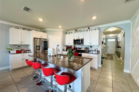 House in Kissimmee, Florida 4 bedrooms, 171.5 sq.m. № 1743178 - photo 5