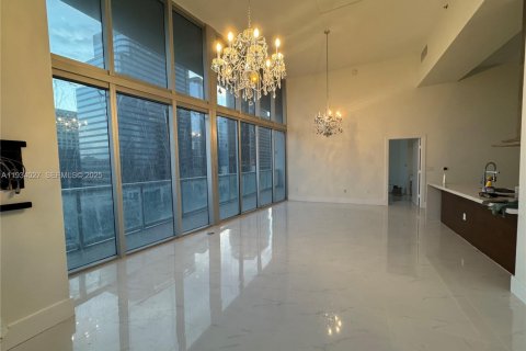 Condominio en venta en Miami, Florida, 3 dormitorios, 173.73 m2 № 1992391 - foto 7