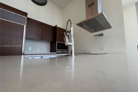 Condominio en venta en Miami, Florida, 3 dormitorios, 173.73 m2 № 1992391 - foto 30