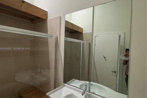 Condominio en venta en Miami, Florida, 3 dormitorios, 173.73 m2 № 1992391 - foto 22