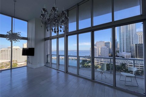 Condominio en venta en Miami, Florida, 3 dormitorios, 173.73 m2 № 1992391 - foto 3