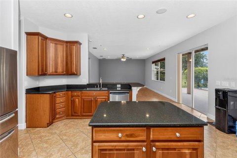 House in STONEYBROOK HILLS in Mount Dora, Florida 4 bedrooms, 299.05 sq.m. № 2280644 - photo 10