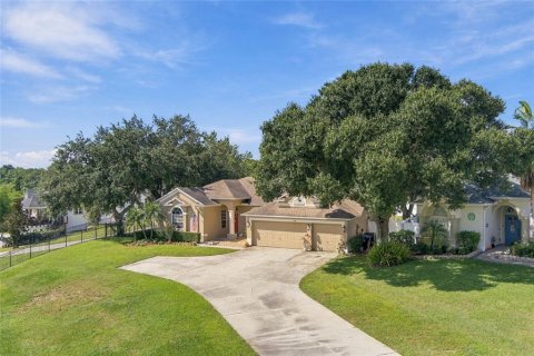 Villa ou maison à vendre à Gotha, Floride: 4 chambres, 226.77 m2 № 2420167 - photo 2