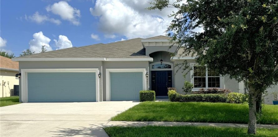 Casa en Haines City, Florida 4 dormitorios, 237.64 m2 № 2220660