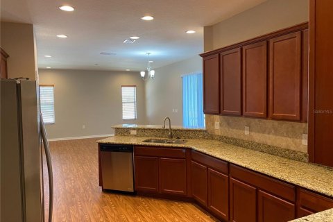 Casa en alquiler en Haines City, Florida, 4 dormitorios, 237.64 m2 № 2220660 - foto 10