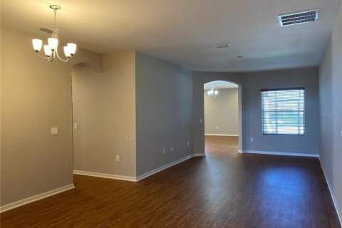 Casa en alquiler en Haines City, Florida, 4 dormitorios, 237.64 m2 № 2220660 - foto 6