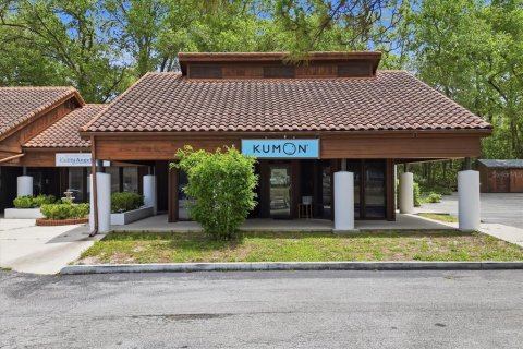 Commercial property in Inverness, Florida 126.9 sq.m. № 2098036