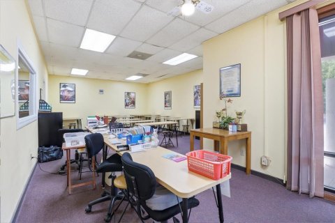 Commercial property in Inverness, Florida 126.9 sq.m. № 2098036 - photo 5