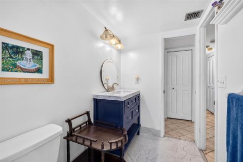 Condo in Margate, Florida, 1 bedroom № 2185952 - photo 21