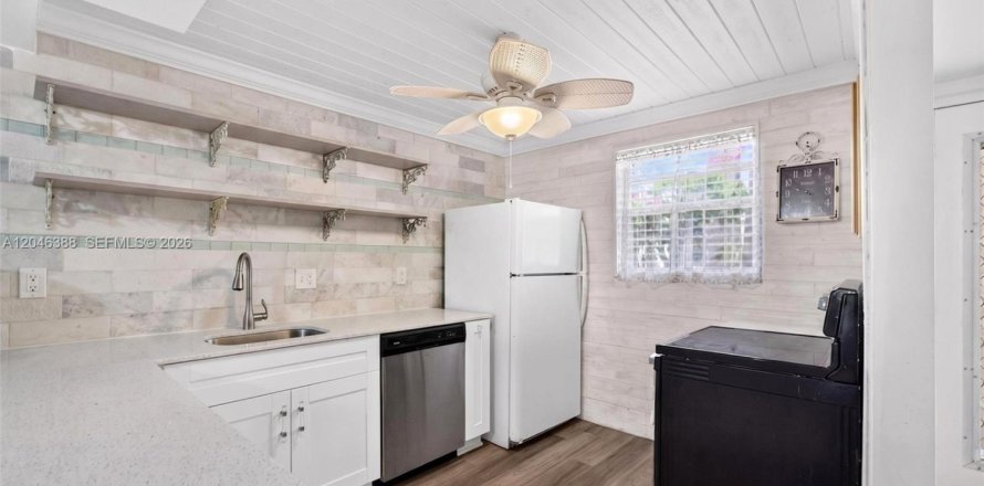Condo in Margate, Florida, 1 bedroom № 2185952