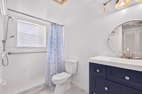 Condo in Margate, Florida, 1 bedroom № 2185952 - photo 18