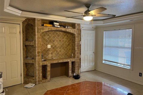 Commercial property in Tampa, Florida 125.23 sq.m. № 1821405 - photo 4