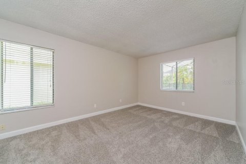 Villa ou maison à louer à Orlando, Floride: 3 chambres, 142.7 m2 № 2258197 - photo 10