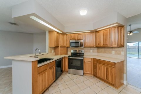 Villa ou maison à louer à Orlando, Floride: 3 chambres, 142.7 m2 № 2258197 - photo 6