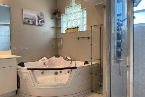 Casa en alquiler en Hollywood, Florida, 3 dormitorios, 255.39 m2 № 2076206 - foto 17