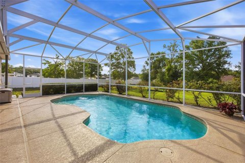 Casa en venta en Ocala, Florida, 4 dormitorios, 212.37 m2 № 2123426 - foto 12