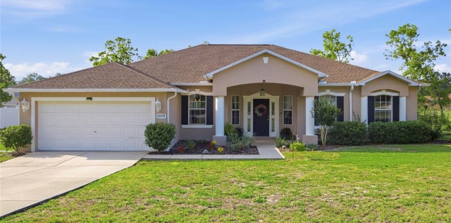 Casa en Ocala, Florida 4 dormitorios, 212.37 m2 № 2123426
