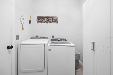 Casa en venta en Ocala, Florida, 4 dormitorios, 212.37 m2 № 2123426 - foto 28