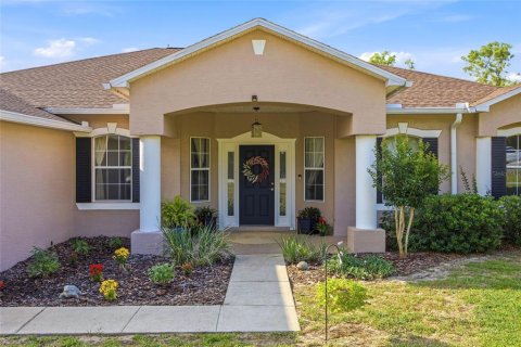 Casa en venta en Ocala, Florida, 4 dormitorios, 212.37 m2 № 2123426 - foto 2