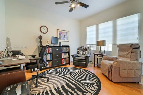 Купить виллу или дом в Уэст-Палм-Бич, Флорида 3 спальни, 167.5м2, № 1997132 - фото 24