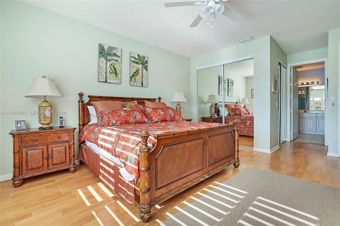 Купить виллу или дом в Уэст-Палм-Бич, Флорида 3 спальни, 167.5м2, № 1997132 - фото 21