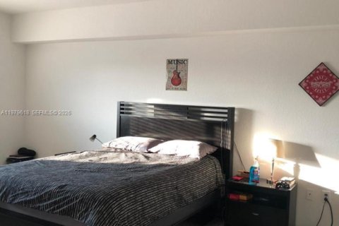 Купить кондоминиум в Майами, Флорида 2 спальни, 91.42м2, № 2043808 - фото 12