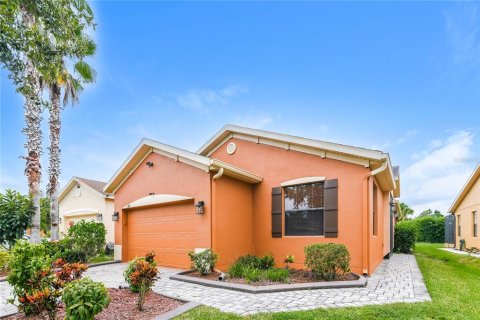 Casa en venta en Kissimmee, Florida, 2 dormitorios, 143.81 m2 № 1680281 - foto 2