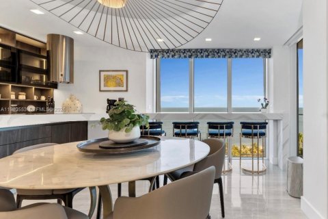 Condo à Key Biscayne, Floride, 2 chambres  № 2001289