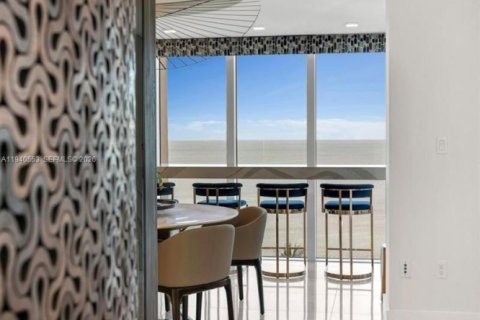 Copropriété à louer à Key Biscayne, Floride: 2 chambres, 174.19 m2 № 2001289 - photo 3