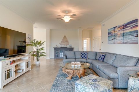 Condo in Lakewood Ranch, Florida, 3 bedrooms in LAKEWOOD NATIONAL  № 624039 - photo 7