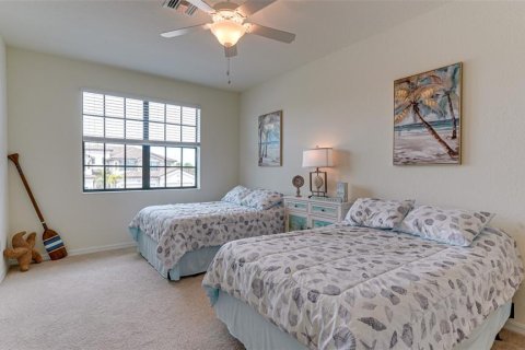 Condo in Lakewood Ranch, Florida, 3 bedrooms in LAKEWOOD NATIONAL  № 624039 - photo 24