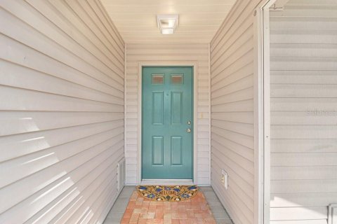 House in Lakeland, Florida 2 bedrooms, 126.9 sq.m. № 2200120 - photo 8