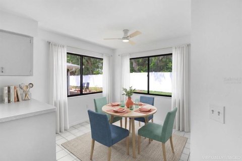 House in Lakeland, Florida 2 bedrooms, 126.9 sq.m. № 2200120 - photo 3