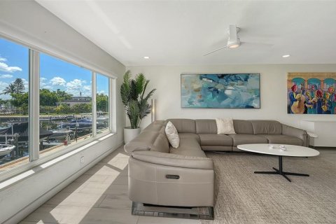 Condominio en venta en Longboat Key, Florida, 2 dormitorios, 121.89 m2 № 1904834 - foto 22